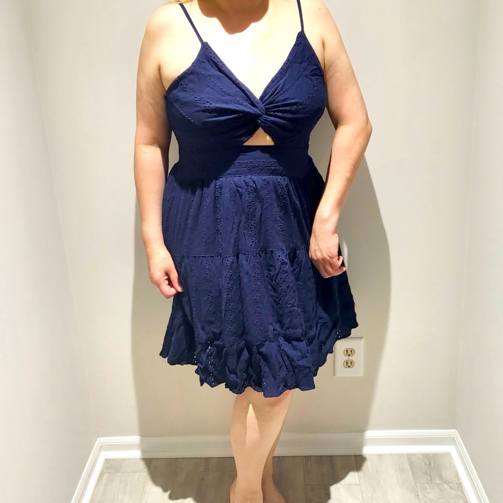 Women’s Twist Front Tiered Dress XL - Picture 6 of 6